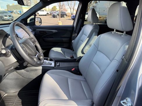 Used 2023 Honda Passport EX-L image 13