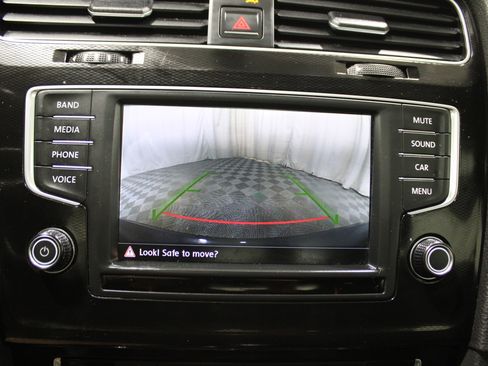 Used 2016 Volkswagen GTI SE w/ Lighting Package (SEL) image 19