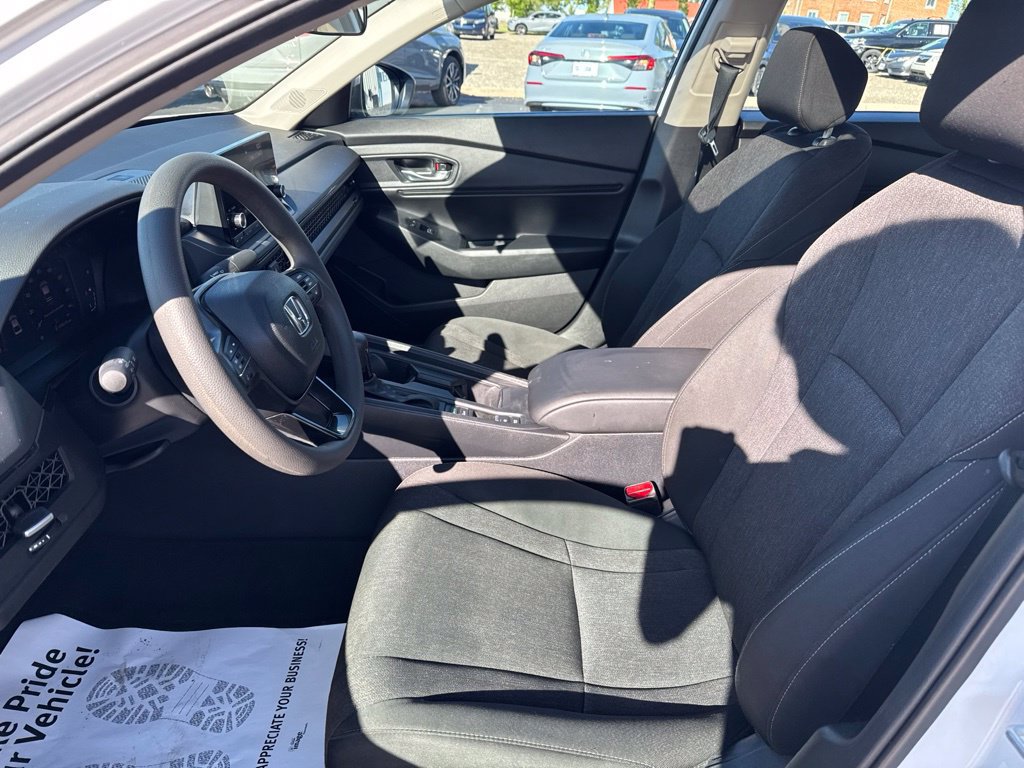 Used 2025 Honda Accord SE image 21