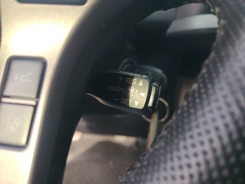 Used 2020 Toyota Tacoma TRD Sport image 22