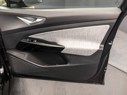 Certified 2023 Volkswagen ID.4 Pro image 34