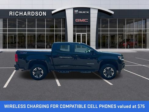 Used 2022 Chevrolet Colorado Z71 AWD/4WD image 8