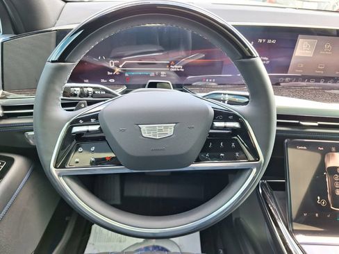 New 2026 Cadillac Escalade IQ Luxury 1 w/ LPO, Floor Liner Package AWD/4WD image 11