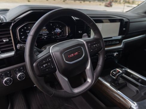 Used 2024 GMC Sierra 1500 Elevation w/ Elevation Premium Package AWD/4WD image 23