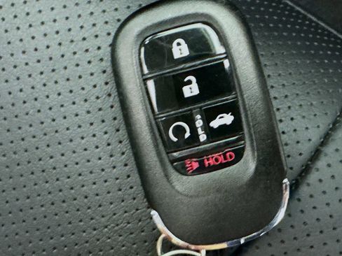 Used 2024 Honda Accord EX-L image 39