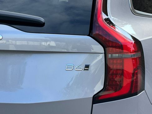 New 2026 Volvo XC90 B6 Core image 7