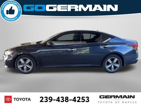 Used 2019 Nissan Altima 2.5 SV image 3
