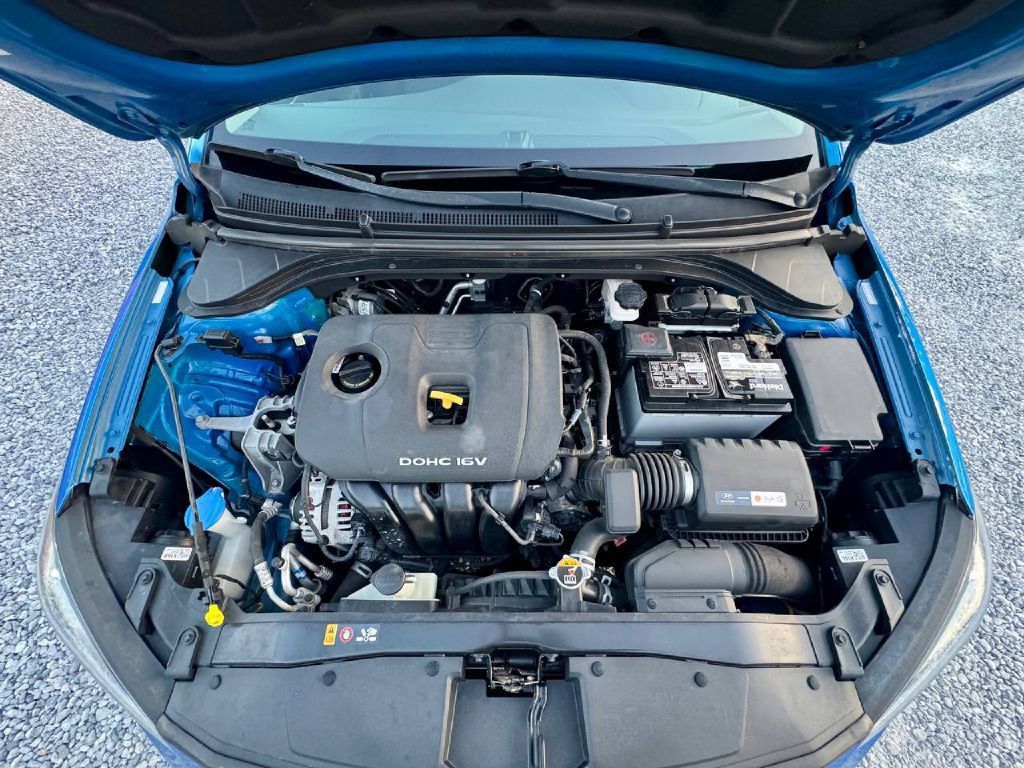 Used 2017 Hyundai Elantra Value Edition FWD image 14