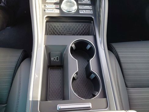 New 2026 Lincoln Nautilus Reserve image 18