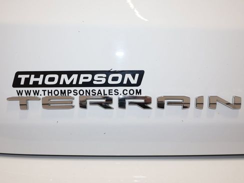 Certified 2024 GMC Terrain SLE image 35