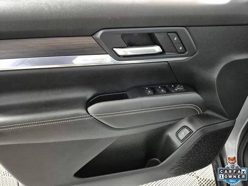 Certified 2026 GMC Terrain Elevation w/ Elevation Premium Package FWD image 16