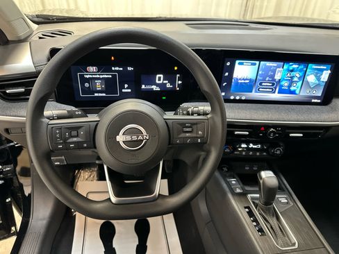 New 2026 Nissan Kicks SV AWD/4WD image 3