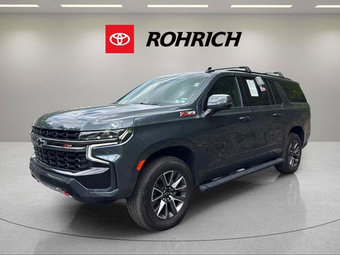 Used 2022 Chevrolet Suburban Z71 w/ Luxury Package AWD/4WD image 1