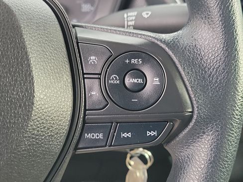 Used 2023 Toyota Corolla LE image 24