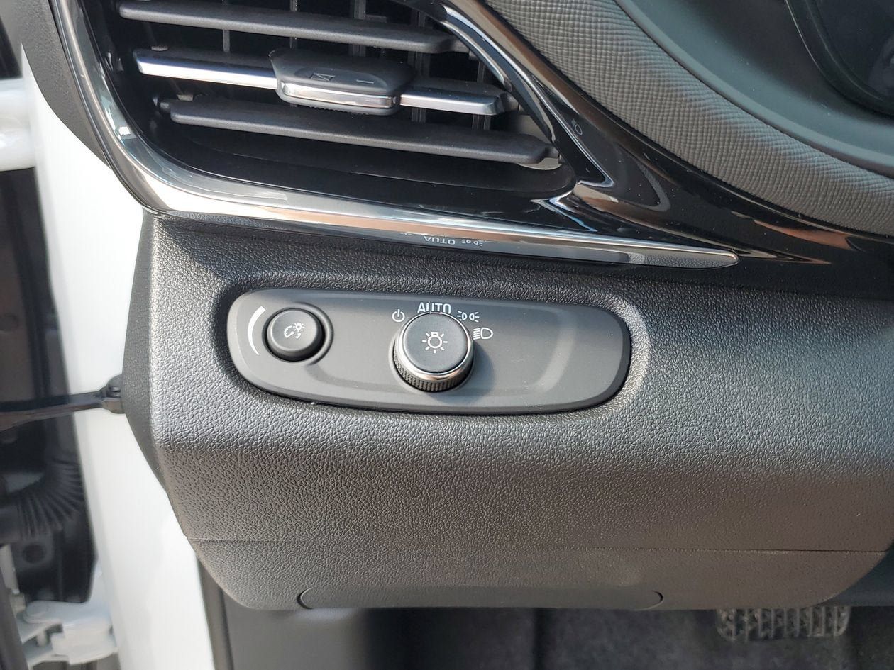 New 2026 Buick Envista Sport Touring w/ Convenience I Package FWD image 29