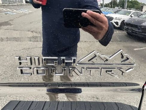 Used 2025 Chevrolet Silverado 3500 High Country w/ High Country Premium Package AWD/4WD image 9