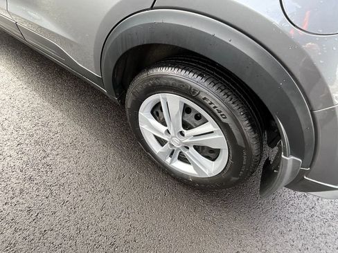 Certified 2025 Nissan Kicks Play S image 22