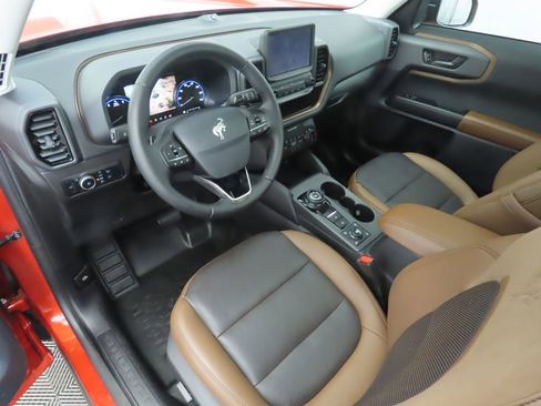 Used 2024 Ford Bronco Sport Badlands w/ Premium Package image 9