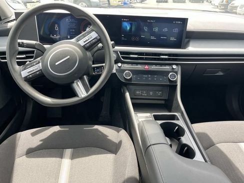 Used 2024 Hyundai Sonata SEL FWD image 12
