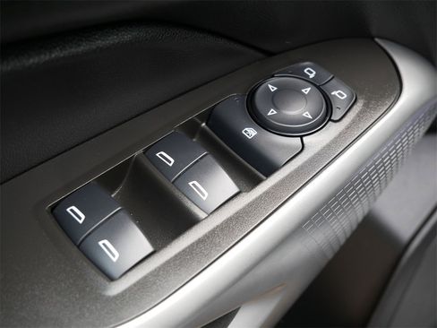 Used 2024 Chevrolet Trax LS image 14