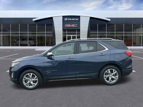 Used 2018 Chevrolet Equinox Premier image 2