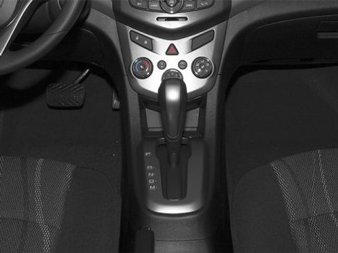 Used 2014 Chevrolet Sonic LS image 13