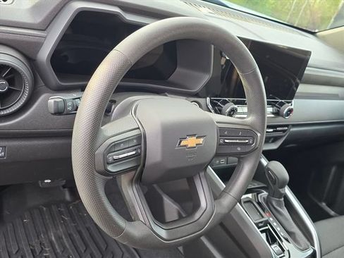 Certified 2025 Chevrolet Colorado W/T RWD image 28