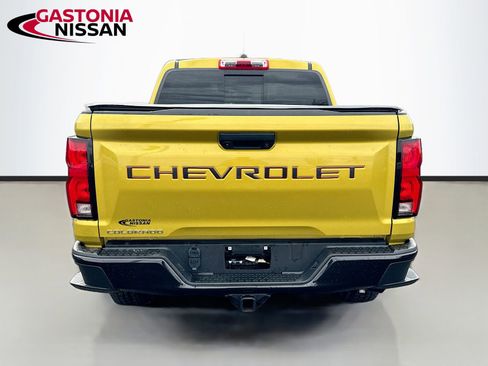 Used 2023 Chevrolet Colorado Z71 w/ Z71 Convenience Package 2 AWD/4WD image 7