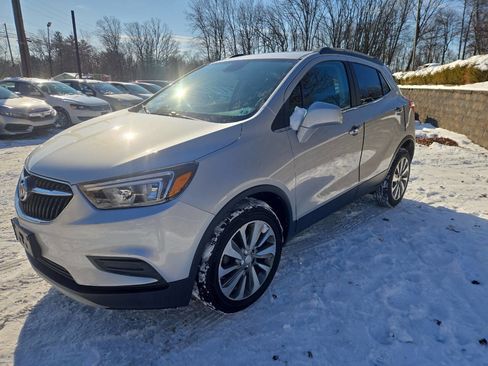 Used 2020 Buick Encore Preferred w/ Safety Package image 9