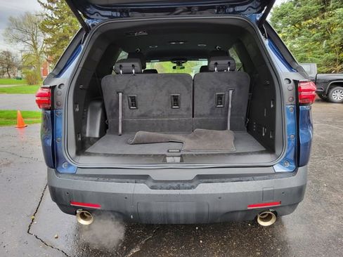 Used 2023 Chevrolet Traverse LT image 25