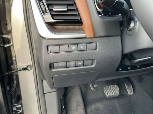 New 2026 Nissan Rogue Platinum w/ Tech Package image 17