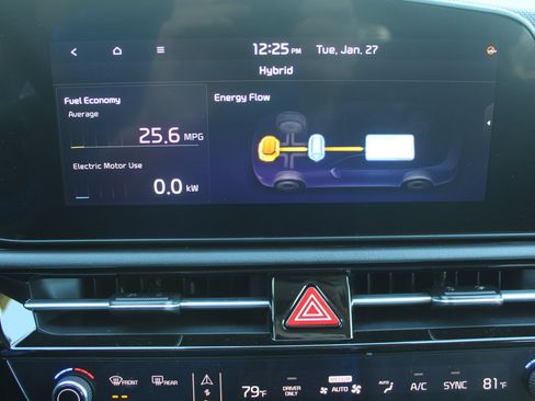 New 2026 Kia Niro EX FWD image 45