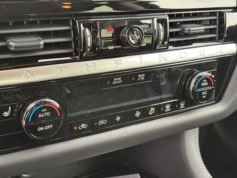 New 2026 Nissan Pathfinder SV image 15