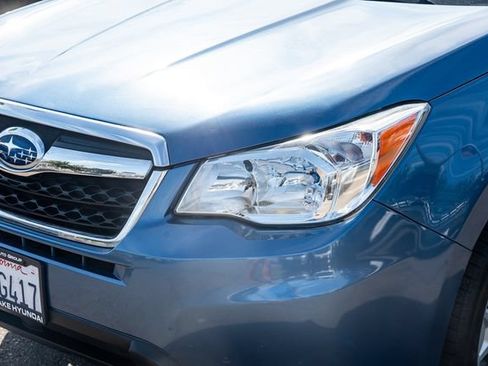 Used 2016 Subaru Forester 2.5i Premium w/ All-Weather Package AWD/4WD image 10