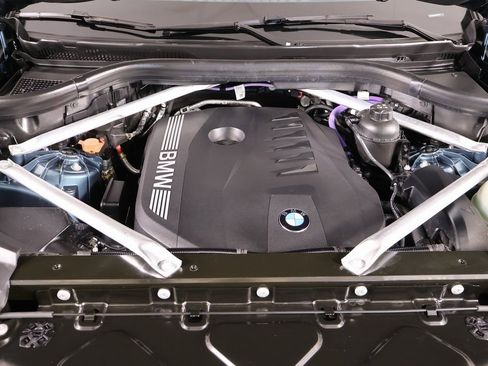Used 2025 BMW X5 xDrive40i w/ Premium Package image 21