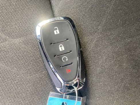 Used 2019 Chevrolet Trax LT w/ LT Convenience Package image 38