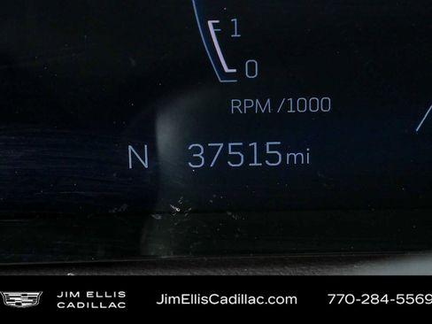 Certified 2025 Cadillac XT4 Premium Luxury FWD image 11