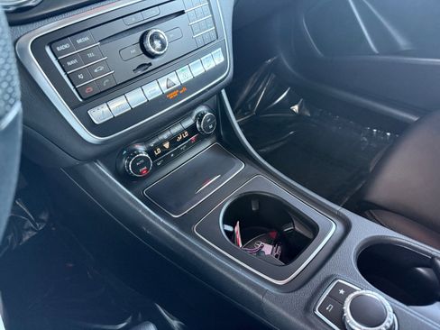 Used 2019 Mercedes-Benz GLA 250 4MATIC image 20