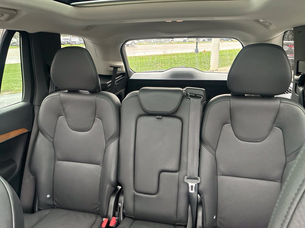 Certified 2024 Volvo XC90 T8 Plus w/ Protection Package Premier AWD/4WD image 14
