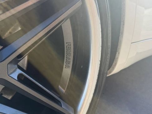 Used 2017 Maserati Levante S AWD/4WD image 5