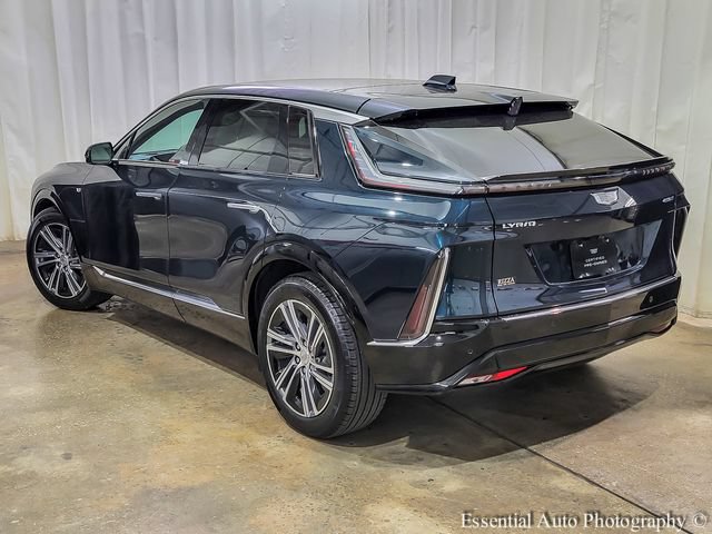 Certified 2024 Cadillac Lyriq Luxury RWD image 9