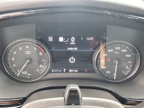 Used 2025 Cadillac XT6 Sport w/ Platinum Package AWD/4WD image 31