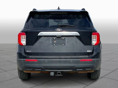 Certified 2020 Ford Explorer XLT w/ Comfort Package image 4