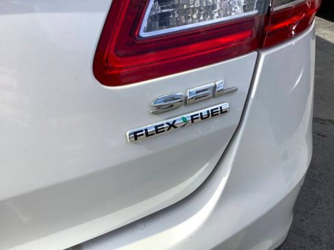 Used 2014 Ford Taurus SEL w/ Equipment Group 201A FWD image 20