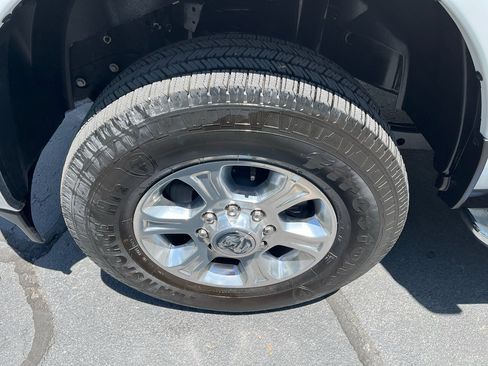 Used 2026 RAM 2500 Big Horn AWD/4WD image 12
