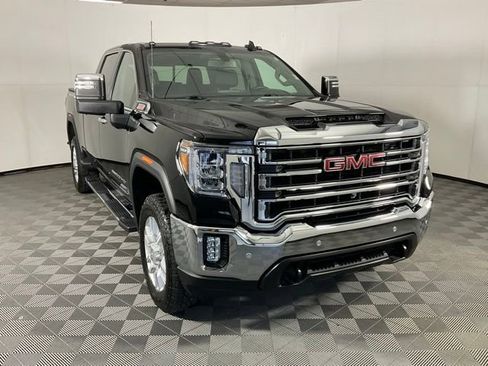 Used 2022 GMC Sierra 3500 SLT w/ SLT Premium Package AWD/4WD image 3