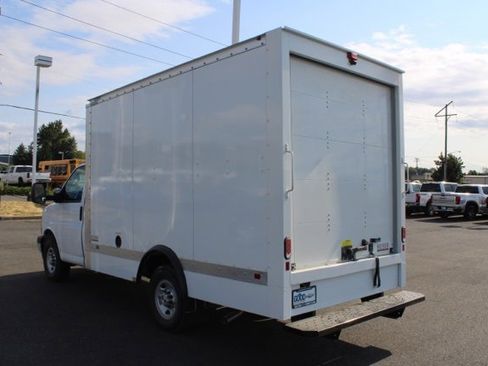 New 2024 Chevrolet Express 3500 w/ Power Convenience Package image 5