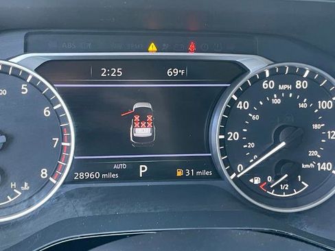 Certified 2023 Nissan Pathfinder Platinum AWD/4WD image 18