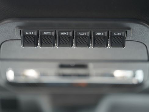 Used 2024 Ford F250 Platinum image 32