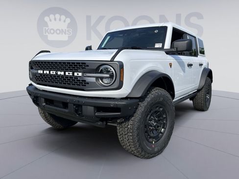New 2026 Ford Bronco Badlands AWD/4WD image 1